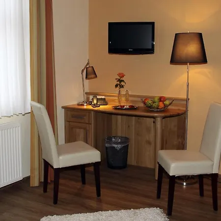 Otel Goldener Pfropfenzieher