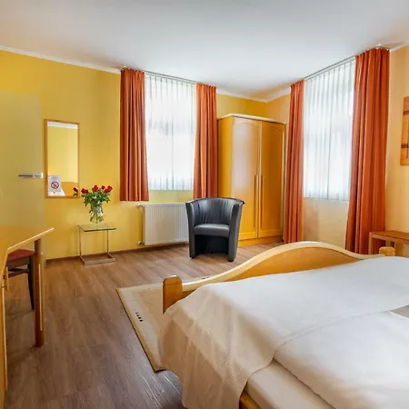 Goldener Pfropfenzieher Otel