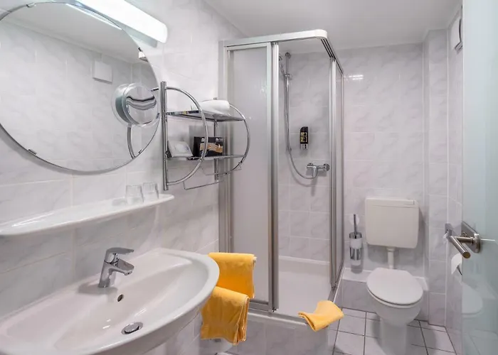 Goldener Pfropfenzieher Hotel 3*